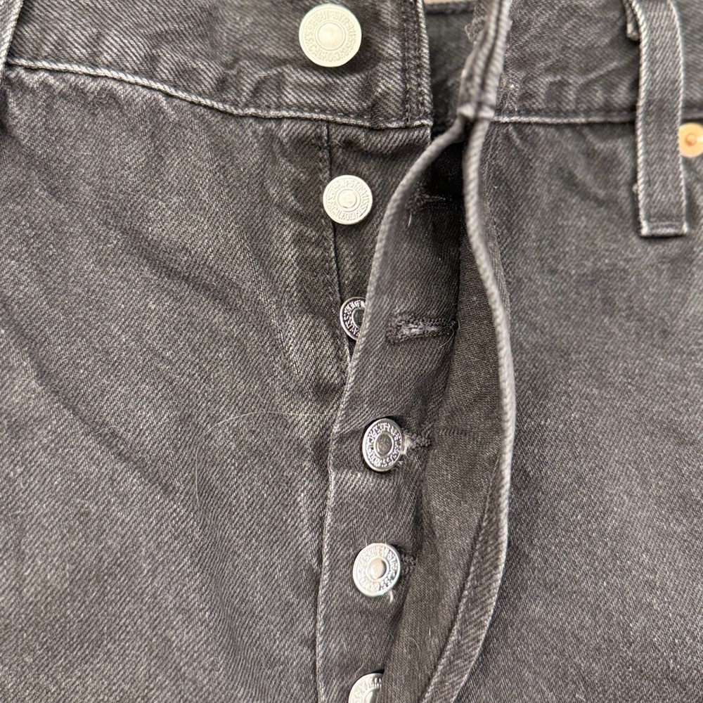 Levi 501 High Rise Shorts - Picture 2 of 5